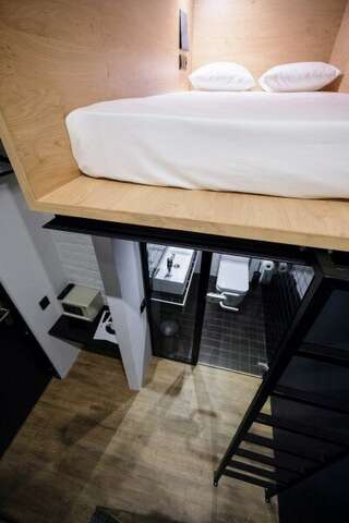 Гостевой дом InBox Capsule Hotel Санкт-Петербург MonoBox (одноместный номер)-2