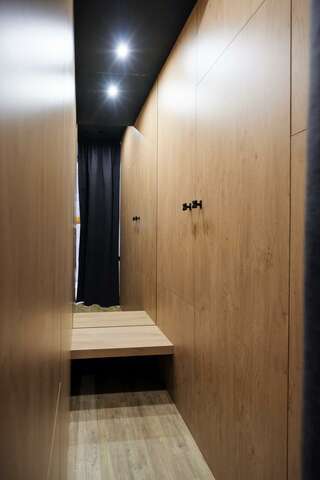 Гостевой дом InBox Capsule Hotel Санкт-Петербург Одноместная капсула в 16-местном номере (общие удобства)-2
